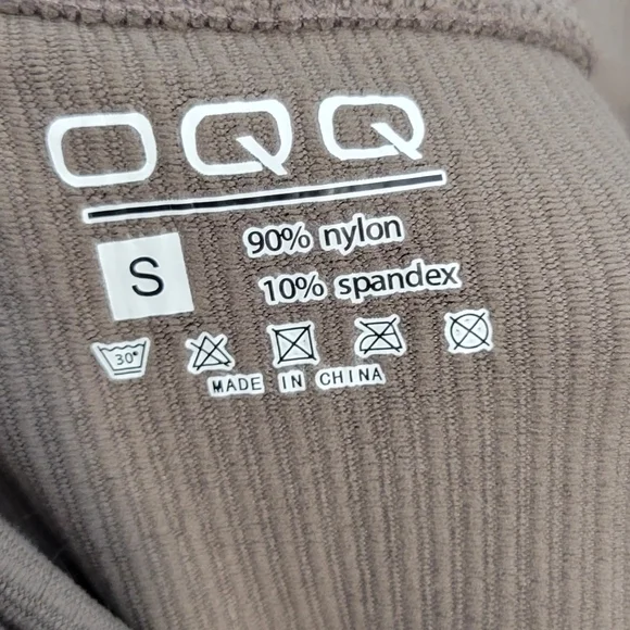 OQQ Brown Short Sleeve Bodysuit with High Neck Size Small - Picture 2 of 3